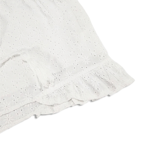 Sofia's White Shorts Size M 100% Cotton Ruffled Hem Eyelet Drawstring Boho Style - Picture 6 of 9